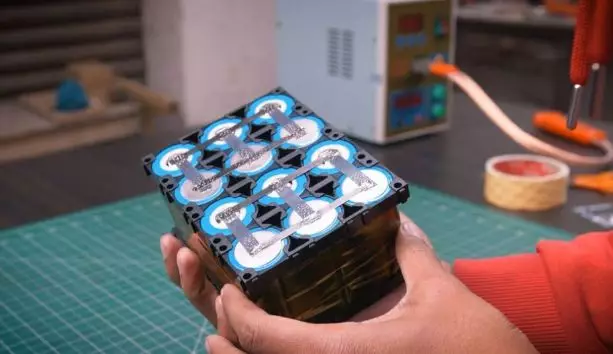 12v�늳ؽM�b����